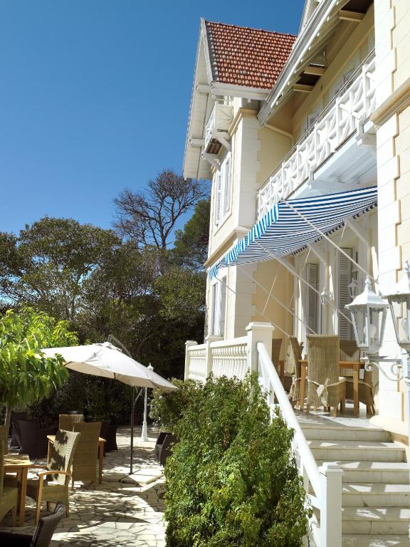 Hotel Villa La Cheneraie Saint-Raphael  Bagian luar foto